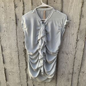 Bailey 44 100% Silk Top Sz 10 Light Blue Grey Ruffle Ruche Button Front Romantic